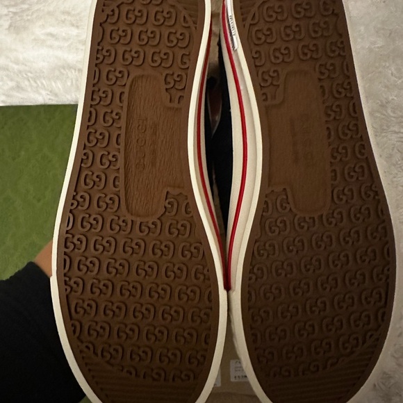 Brand New Gucci Canvas Sneakers 100% Authentic Men’s size 7 - Picture 3 of 3